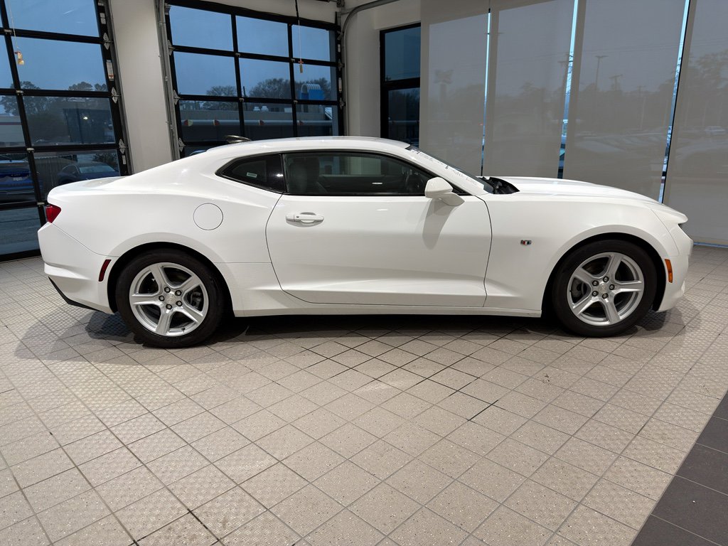 Used 2023 Chevrolet Camaro LT image 6