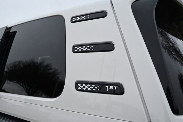 New 2025 Volkswagen ID. Buzz 1st Edition image 21