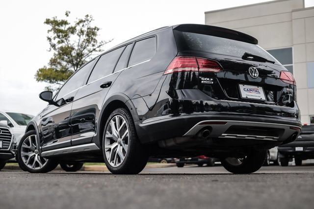 Used 2019 Volkswagen Golf Alltrack SE AWD/4WD image 2