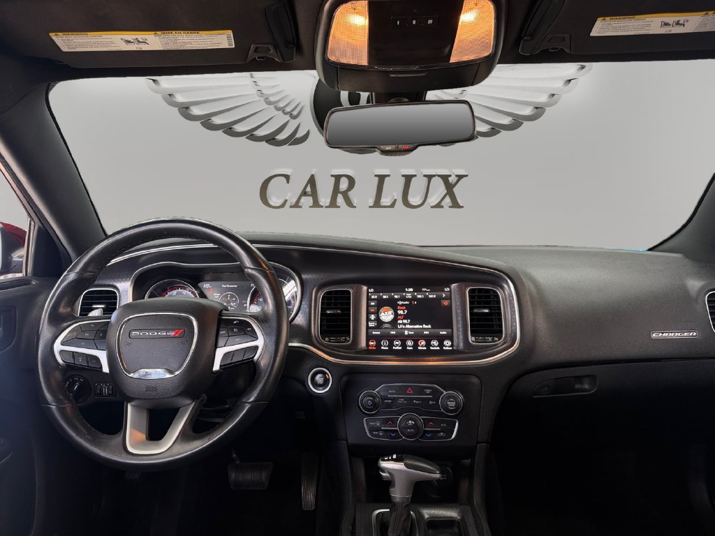 Used 2018 Dodge Charger R/T w/ Beats Audio Group RWD image 11