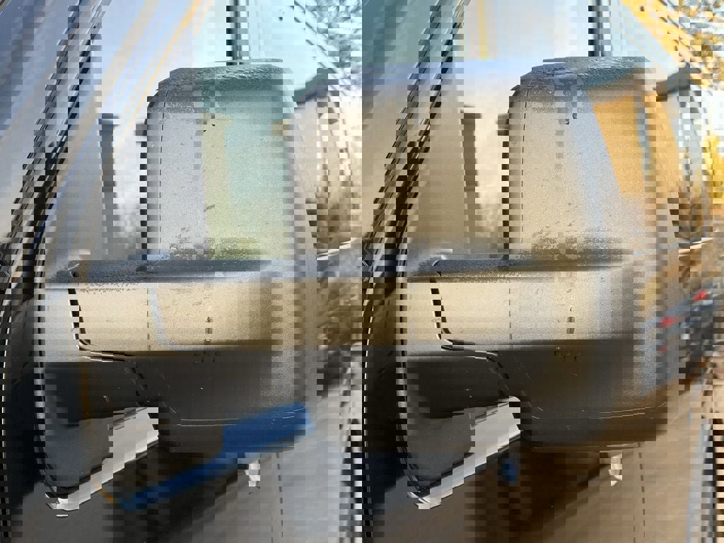 Used 2018 Nissan NV 3500 S image 20