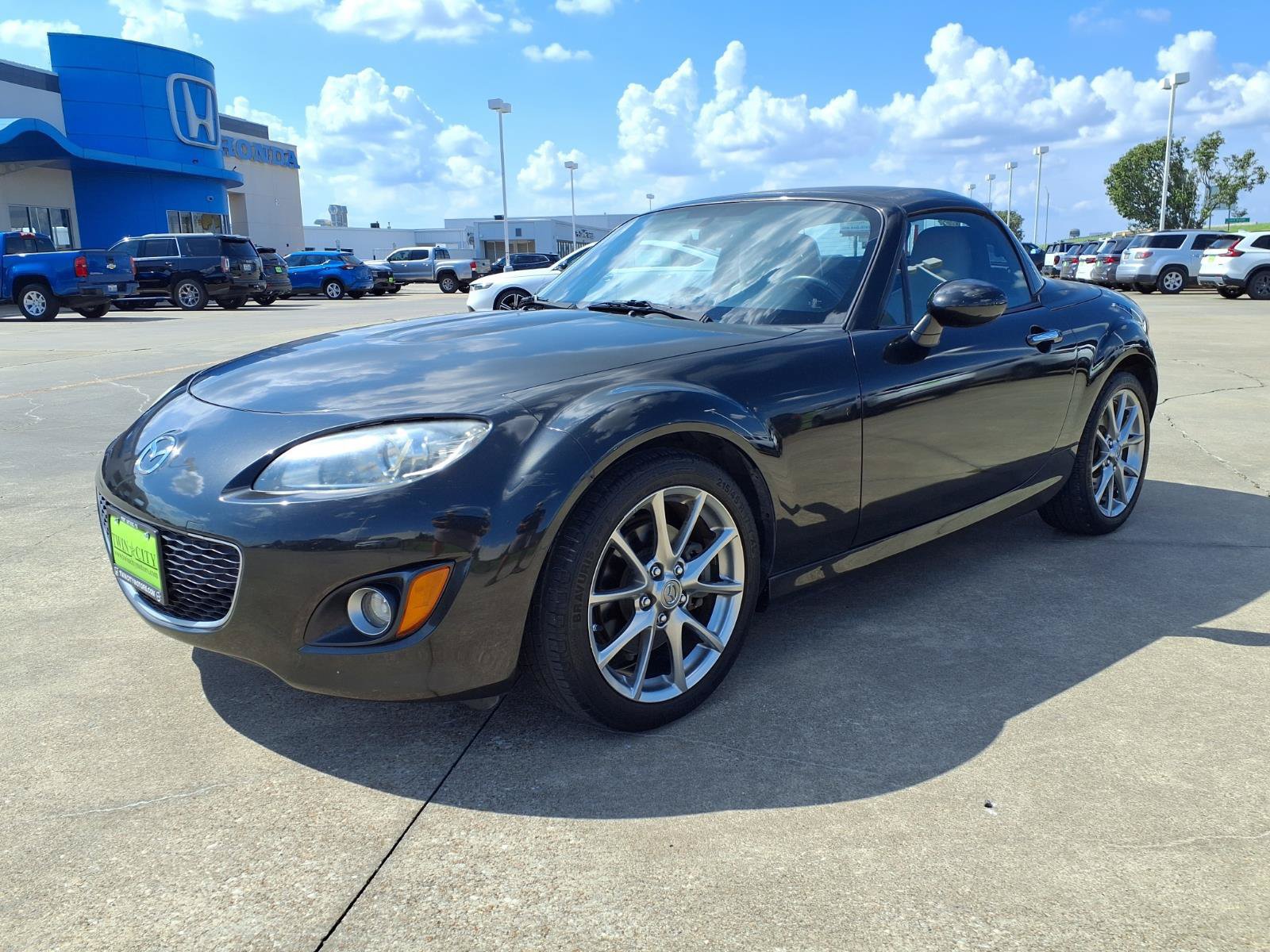 Used 2011 MAZDA MX-5 Miata Grand Touring RWD image 5