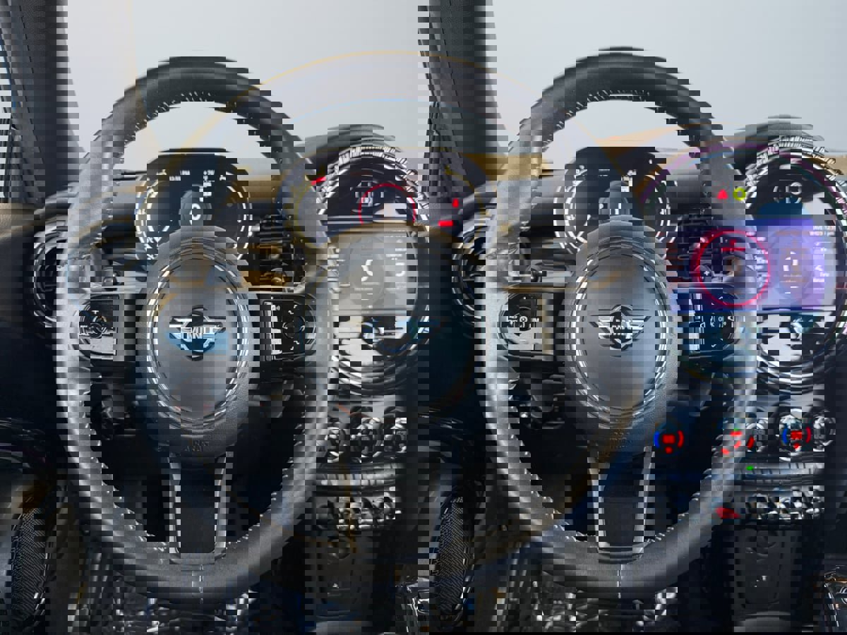 Used 2023 MINI Cooper S image 10