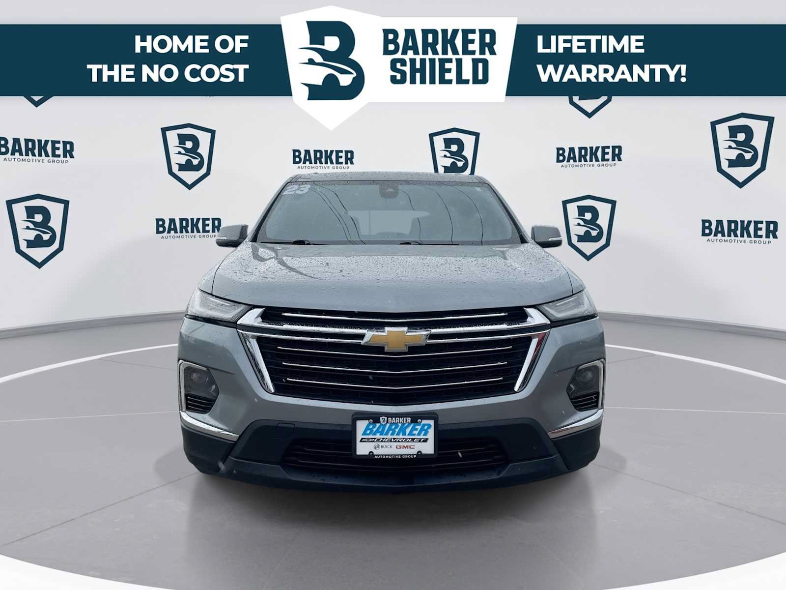 Used 2023 Chevrolet Traverse LT FWD image 4