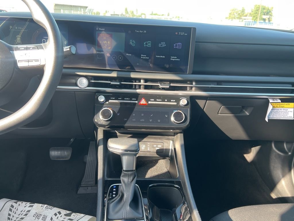 Used 2025 Hyundai Tucson SEL FWD image 13