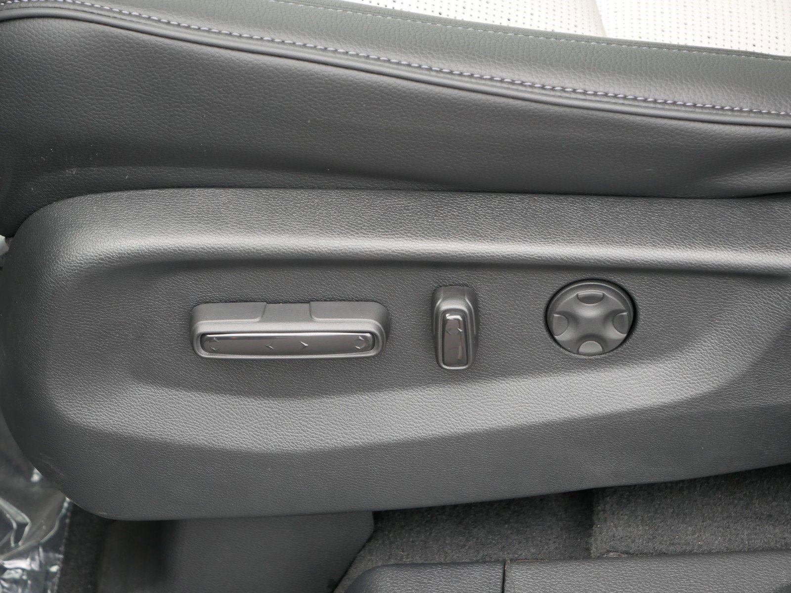 New 2026 Honda Odyssey Elite image 9