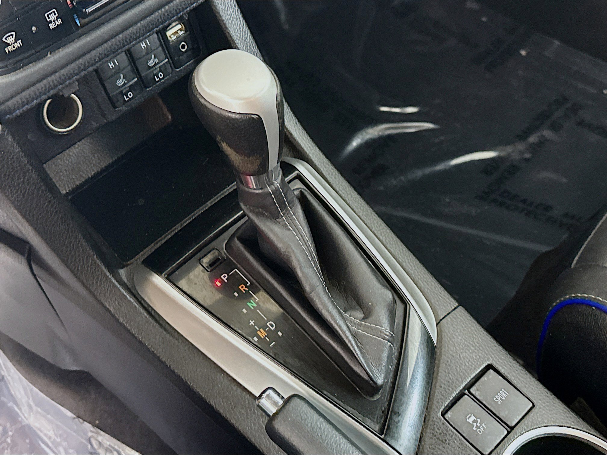 Used 2017 Toyota Corolla XSE image 20