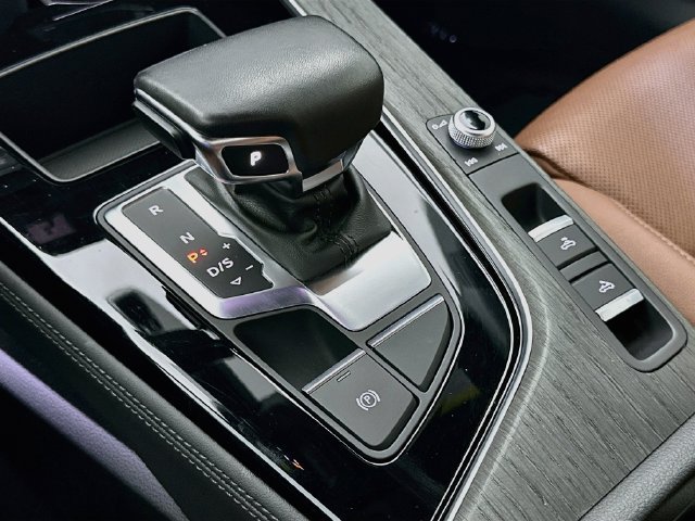 Used 2024 Audi A5 2.0T Premium Plus w/ Premium Plus AWD/4WD image 16