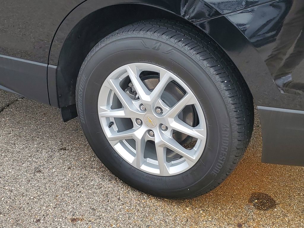 Used 2023 Chevrolet Equinox LT AWD/4WD image 31