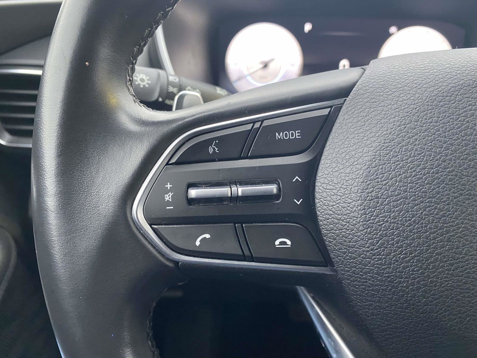 Used 2021 Hyundai Santa Fe SEL w/ Convenience Package image 20