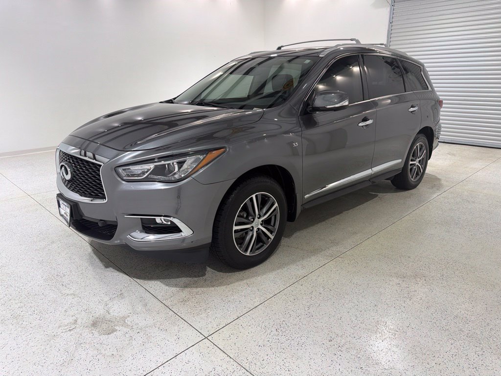 Used 2019 INFINITI QX60 Luxe w/ Essential Package