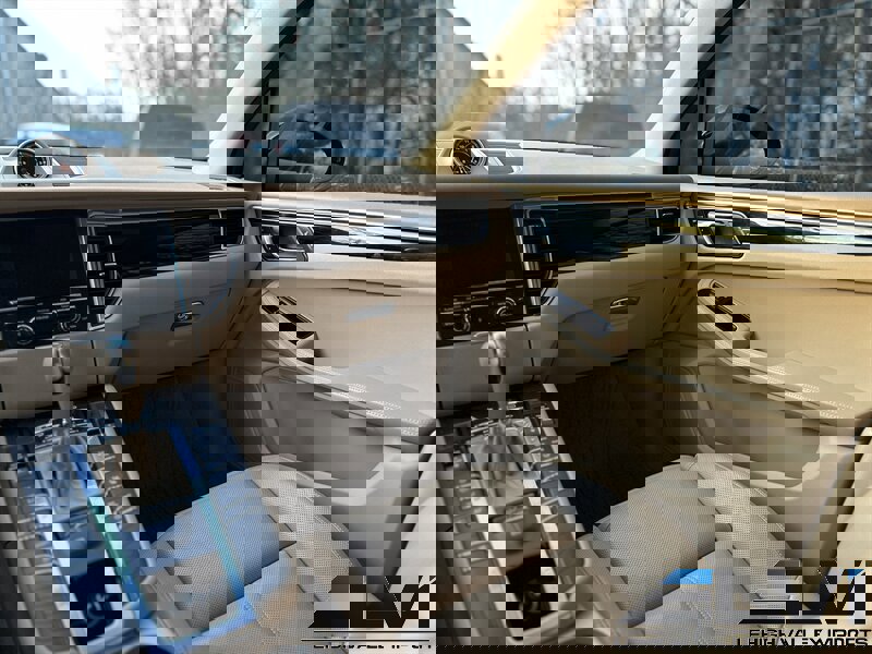 Used 2016 Porsche Macan S AWD/4WD image 23