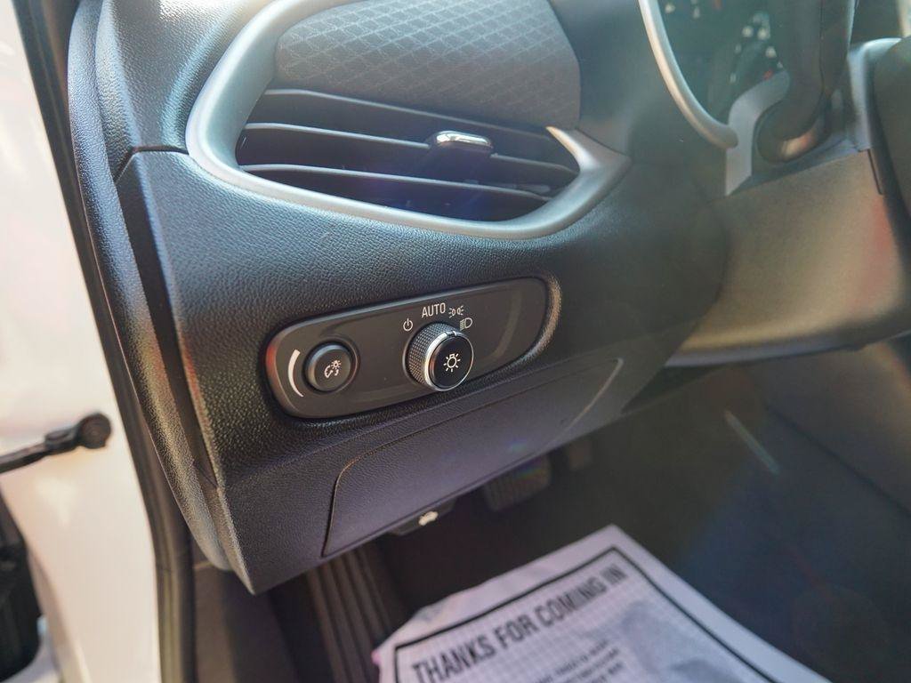 Used 2023 Chevrolet Malibu LT w/ Driver Confidence Package FWD image 17