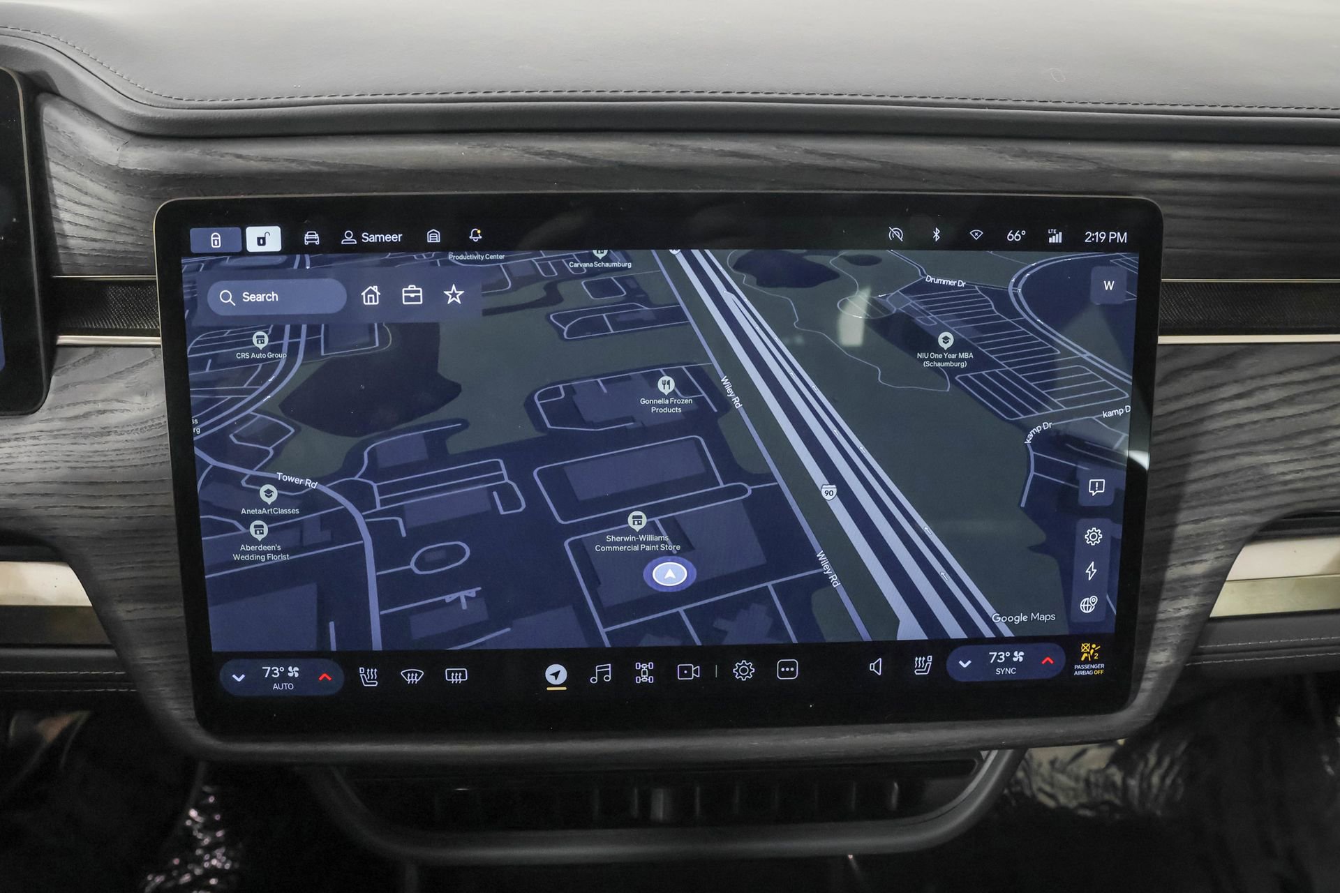 Used 2022 Rivian R1S Launch Edition image 8