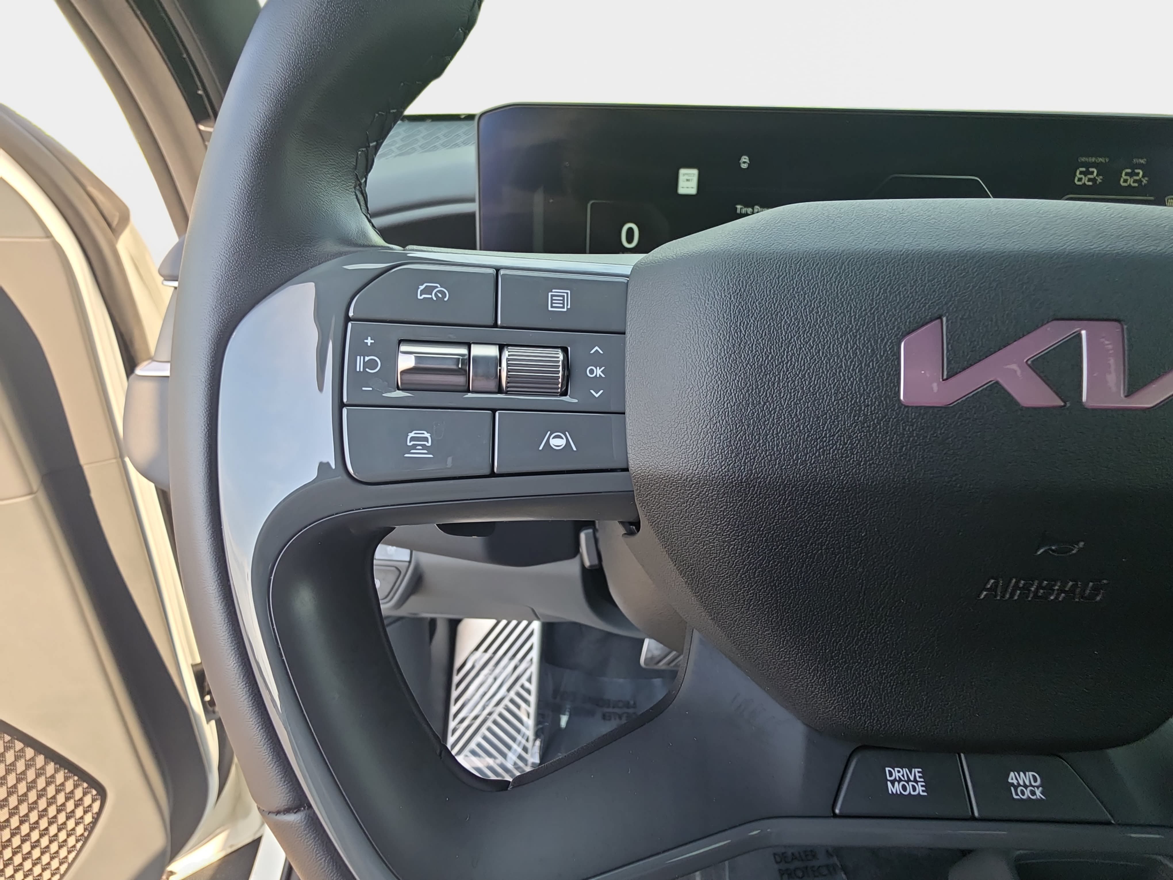 Used 2024 Kia EV9 GT-Line AWD/4WD image 19