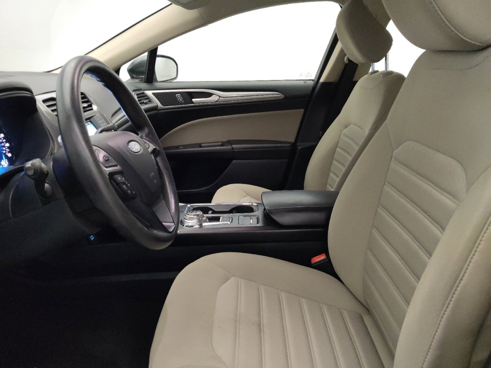 Used 2020 Ford Fusion S FWD image 17