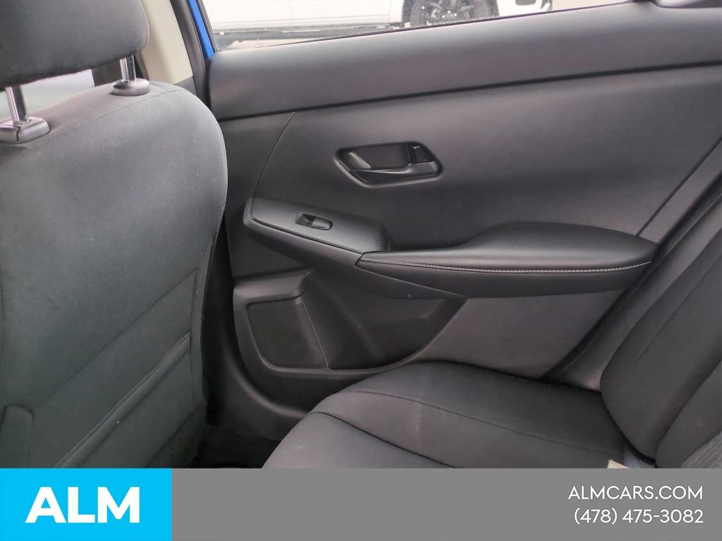 Used 2024 Nissan Sentra SV FWD image 14