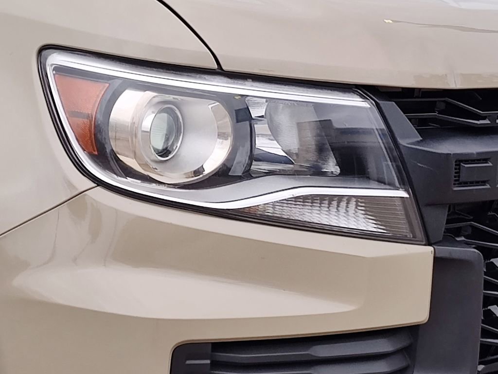 Used 2021 Chevrolet Colorado ZR2 w/ ZR2 Dusk Special Edition image 15