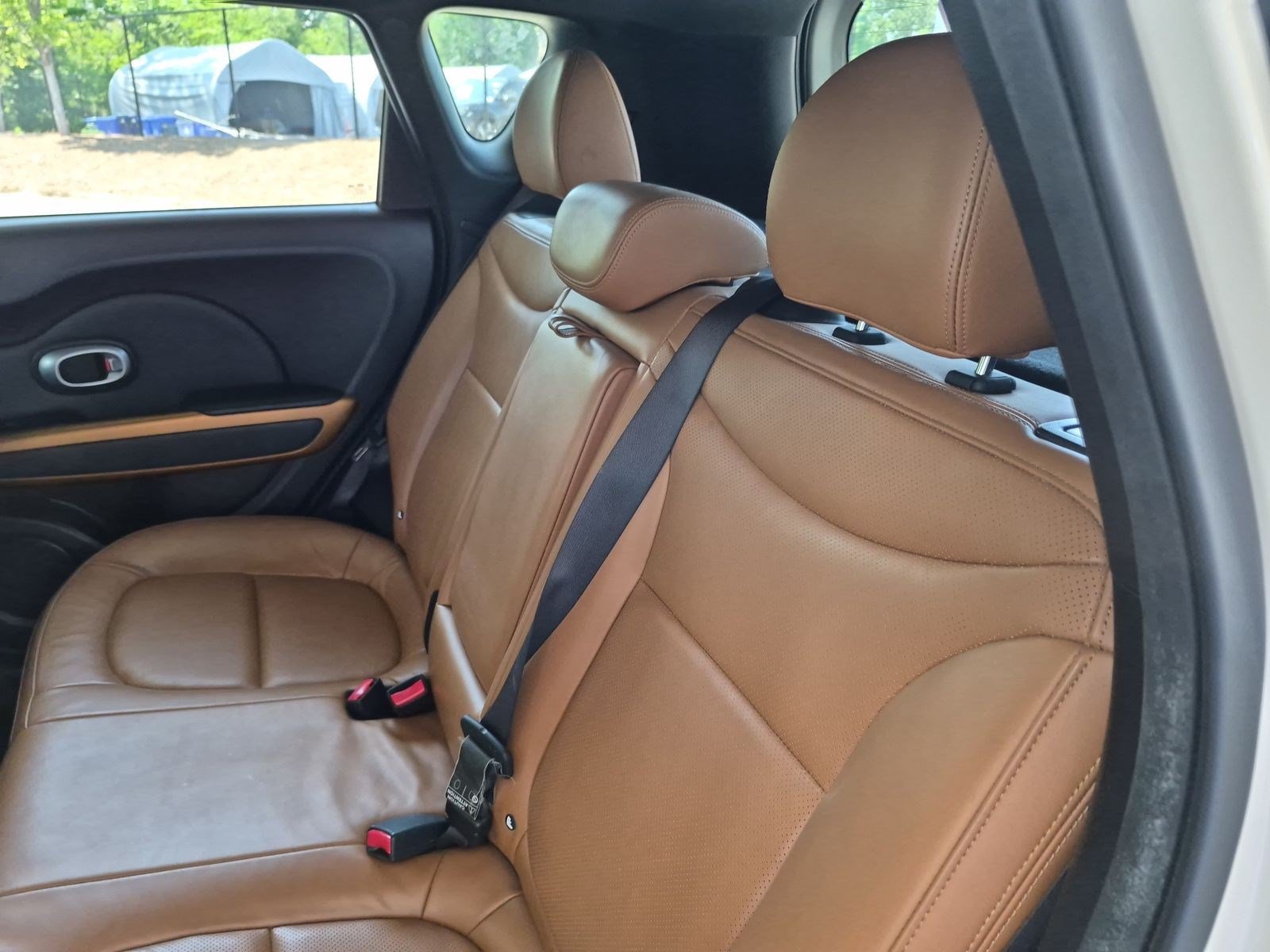 Used 2015 Kia Soul ! w/ Sun & Sound Package FWD image 31