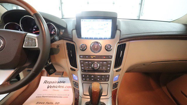 Used 2011 Cadillac CTS Luxury RWD image 13