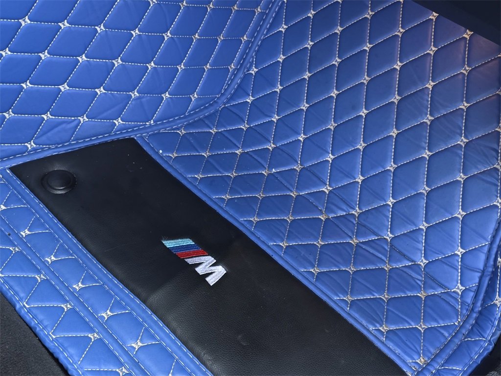 Used 2018 BMW X6 M w/ Executive Package image 25