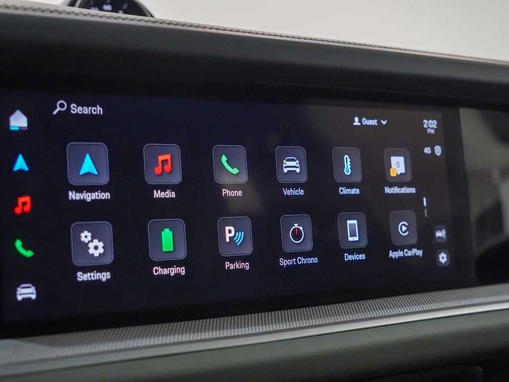 Used 2025 Porsche Cayenne E-Hybrid w/ Premium Package image 30