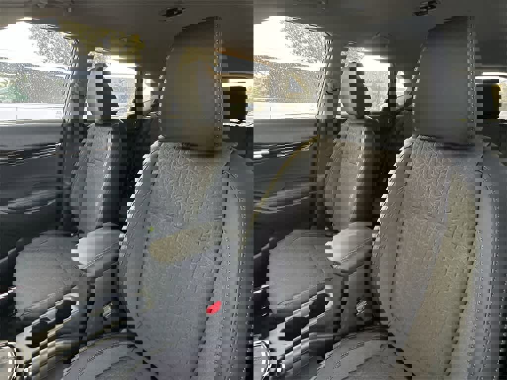 New 2026 Kia Seltos S image 14