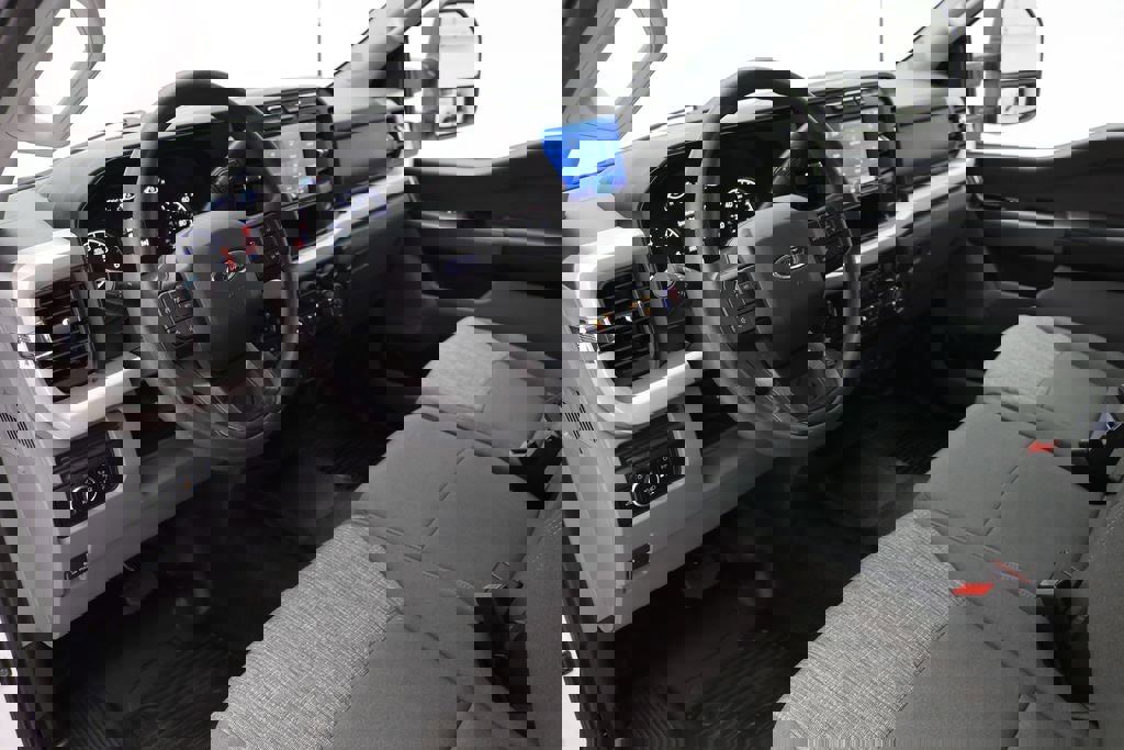 Used 2023 Ford F350 XLT w/ FX4 Off-Road Package image 16