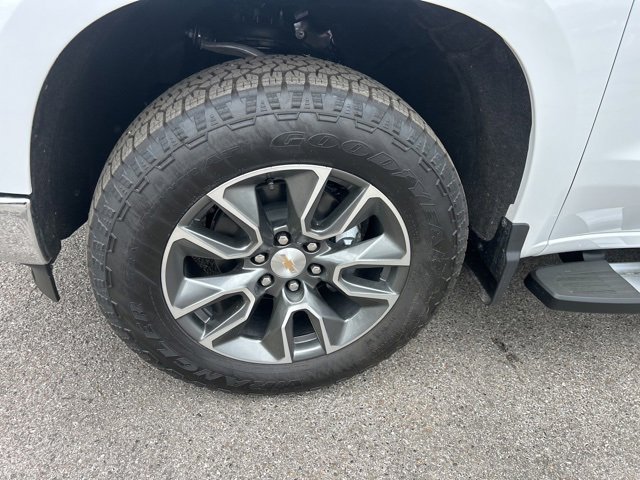 New 2025 Chevrolet Silverado 1500 LT image 10