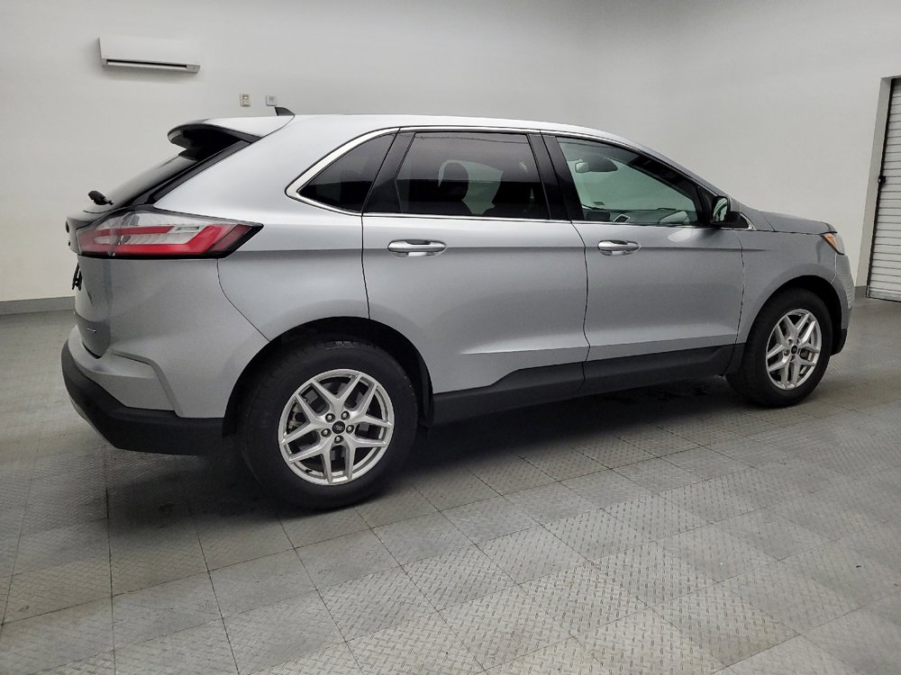 Used 2024 Ford Edge SEL image 10