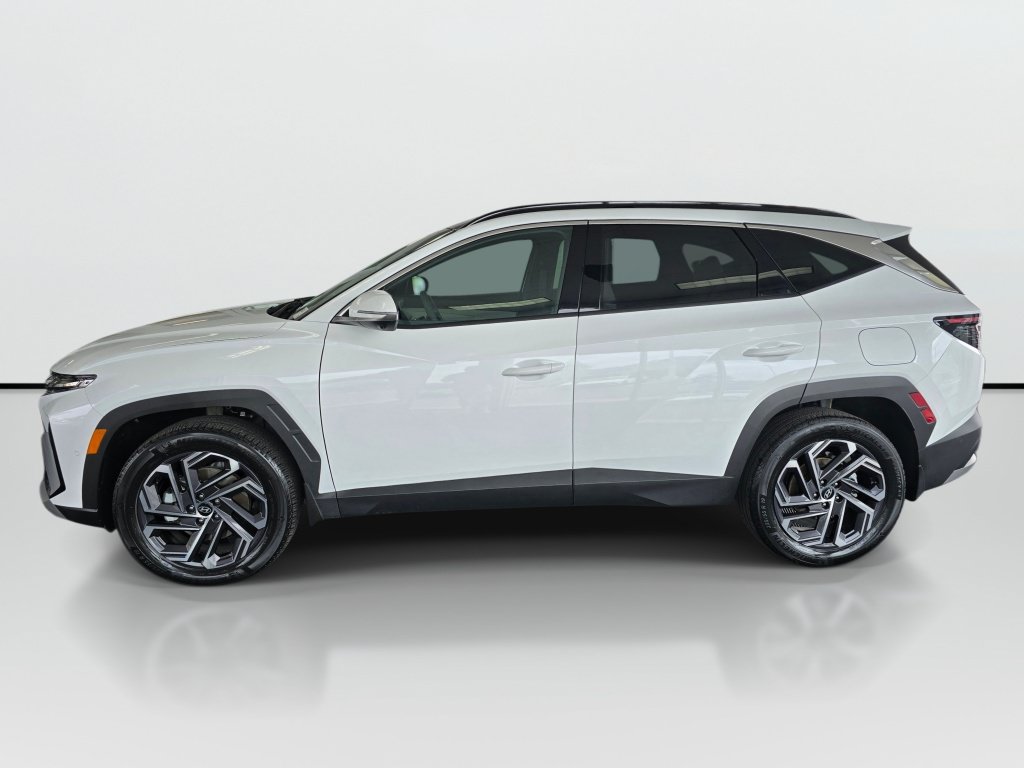 Used 2026 Hyundai Tucson Limited AWD/4WD image 2