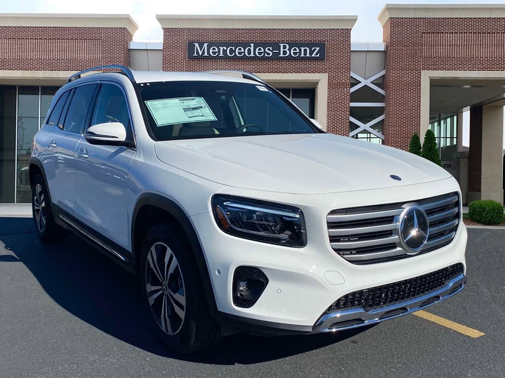 Certified 2025 Mercedes-Benz GLB 250 image 3