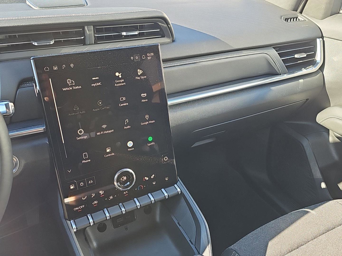 Used 2025 GMC Terrain Elevation image 9