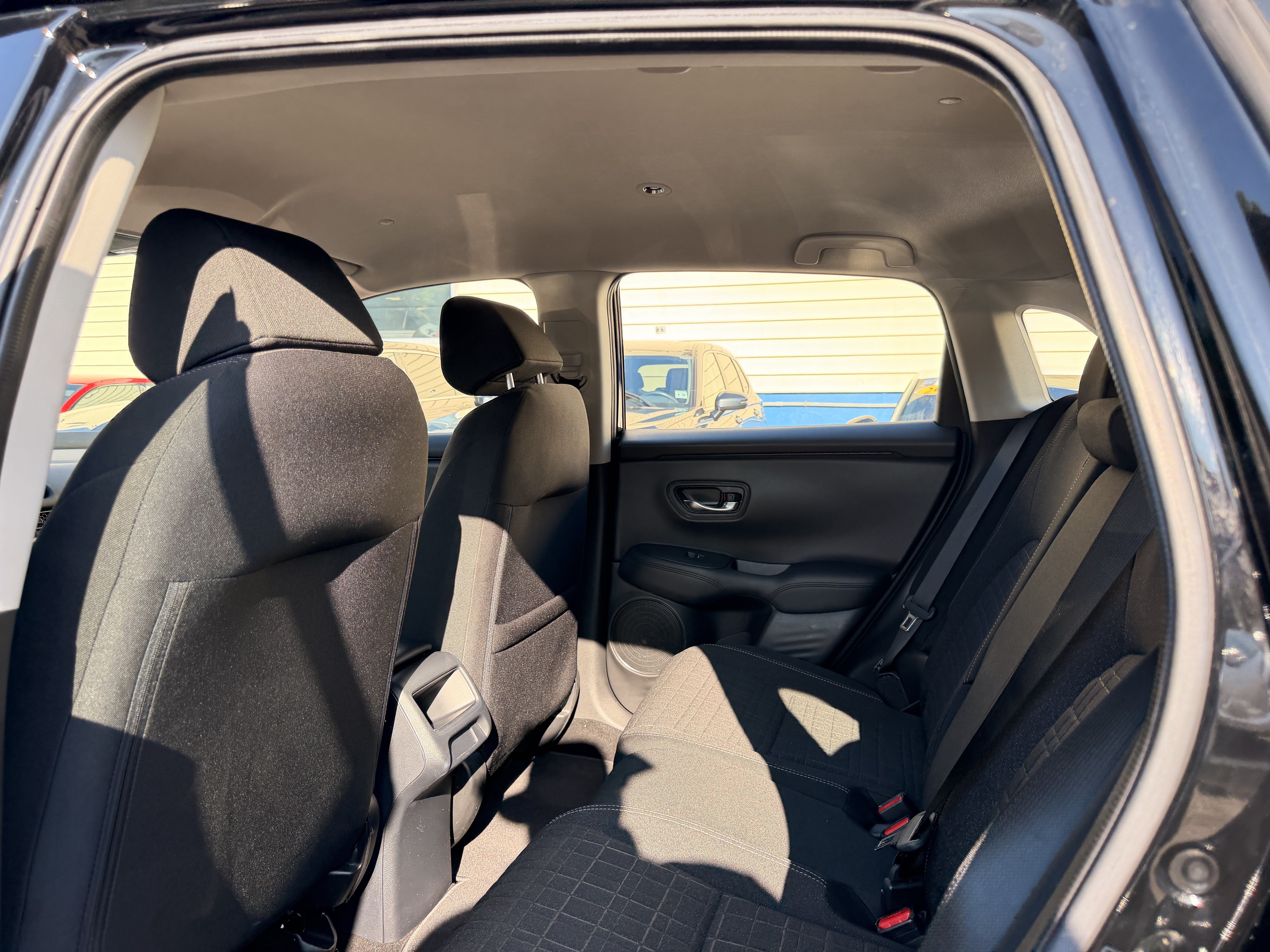 Used 2023 Honda HR-V LX image 27