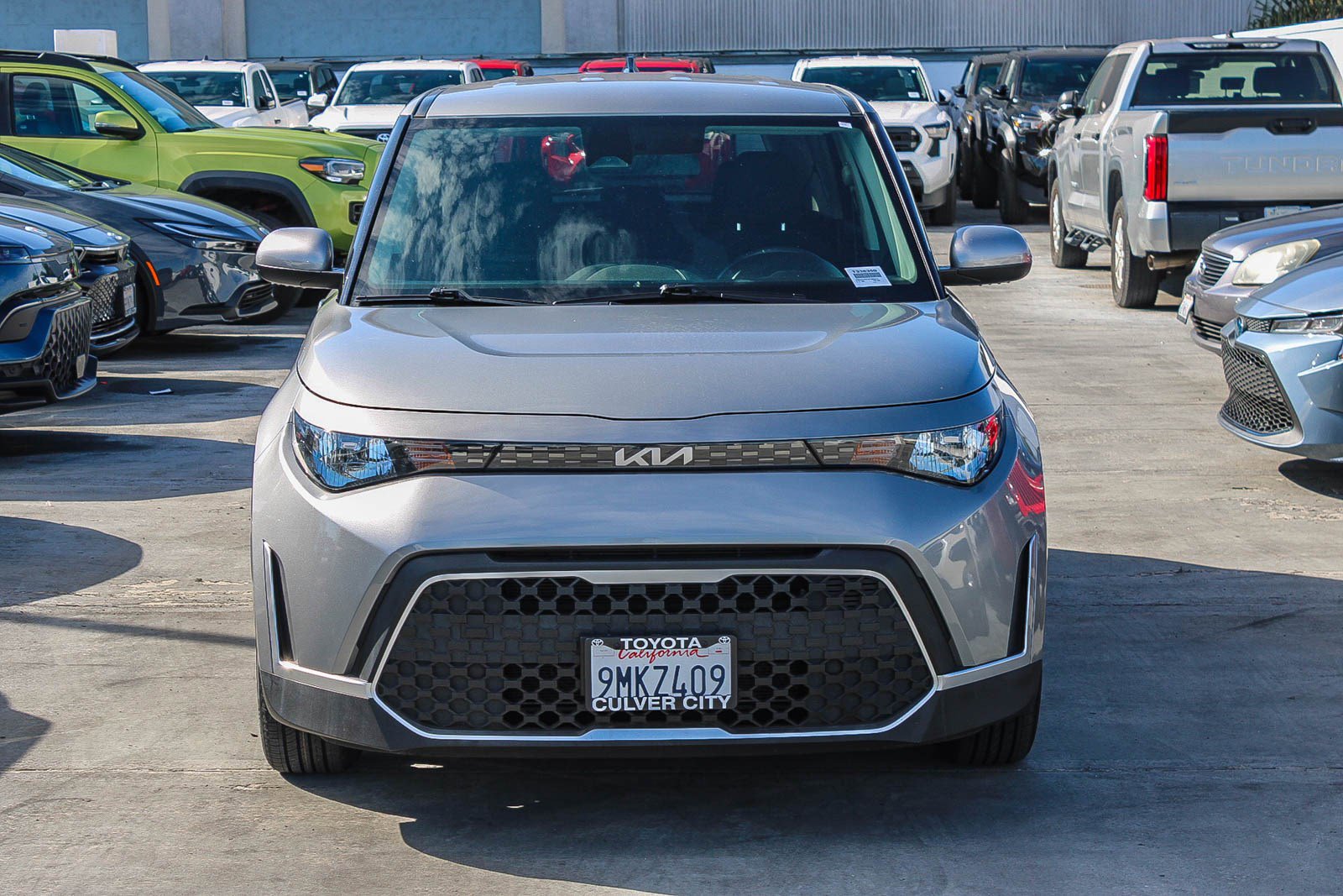 Used 2023 Kia Soul LX w/ Option Group 015 image 2