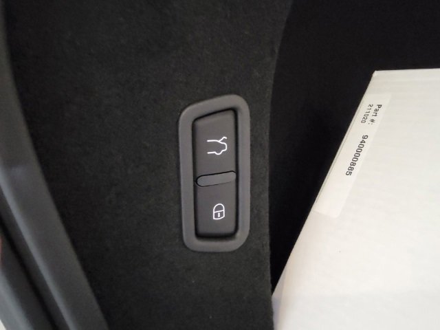 Used 2023 Maserati Levante GT image 11