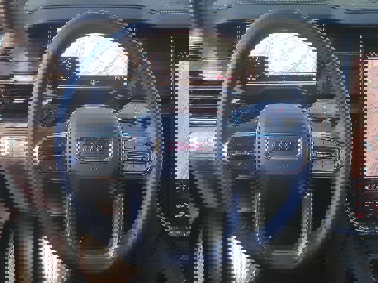 Used 2025 GMC Acadia Elevation image 23