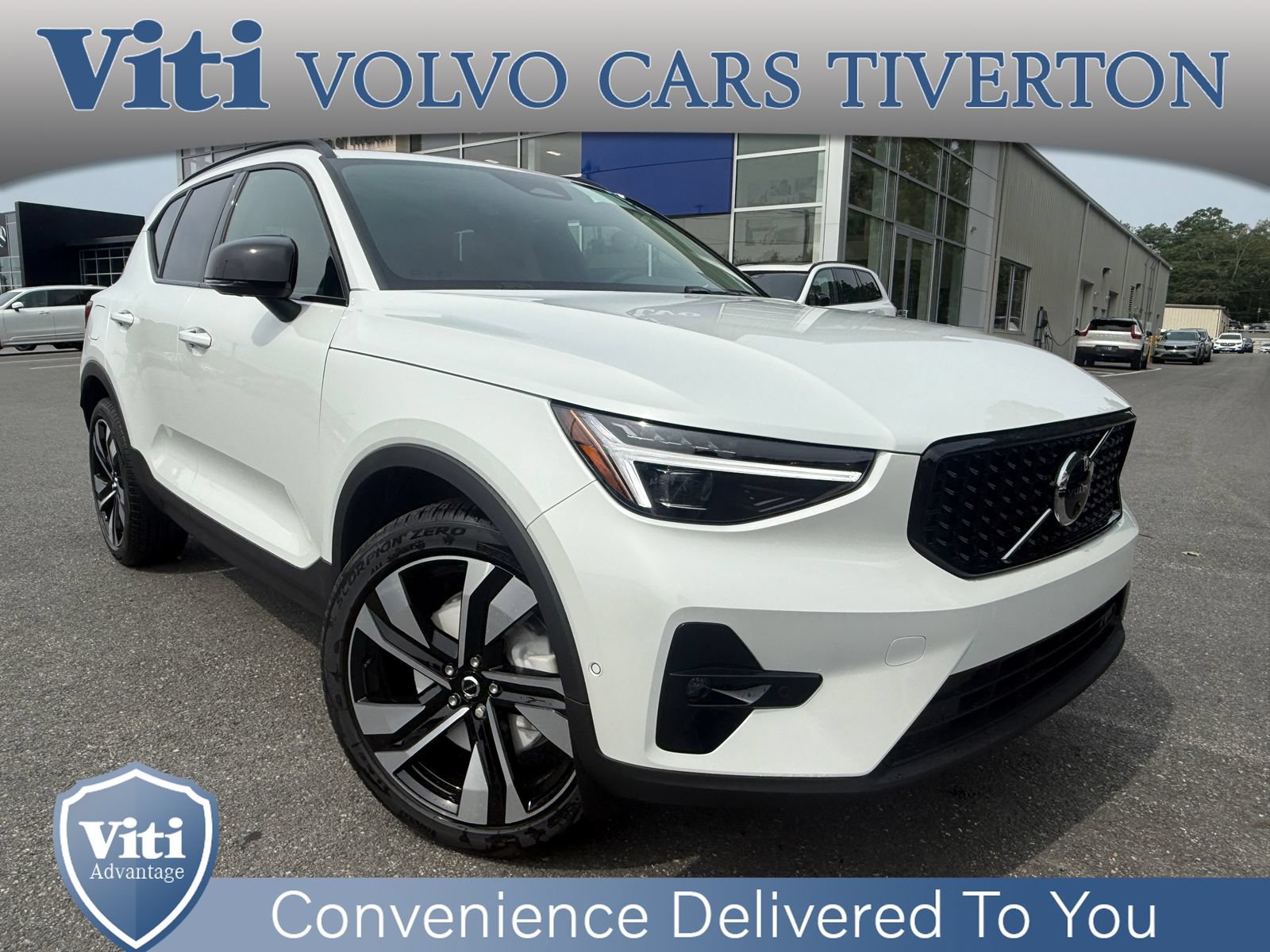 New 2026 Volvo XC40 B5 Ultra w/ Protection Package Premier AWD/4WD image 1