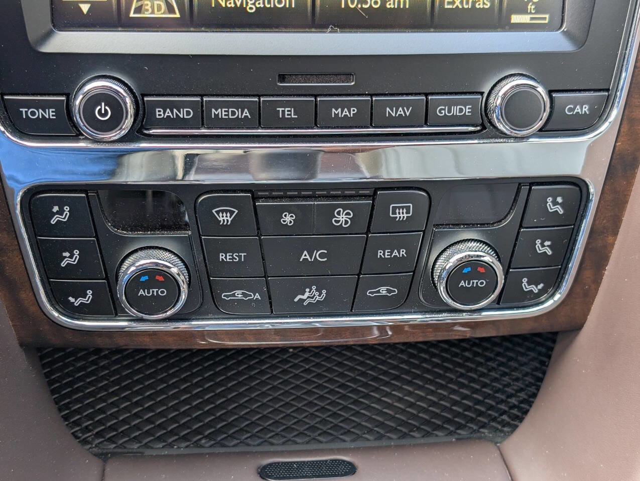 Used 2015 Bentley Flying Spur W12 AWD/4WD image 21