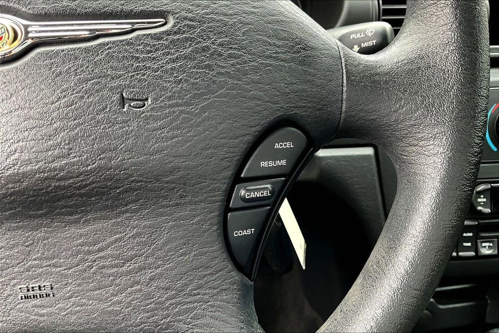 Used 2006 Chrysler Sebring Sedan FWD image 12