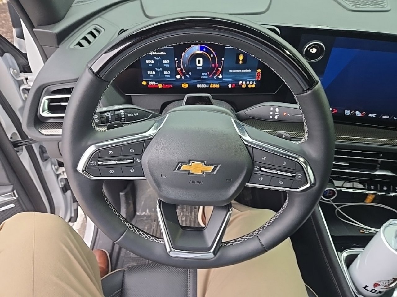 Used 2025 Chevrolet Traverse High Country w/ LPO, Floor Liner Package image 25