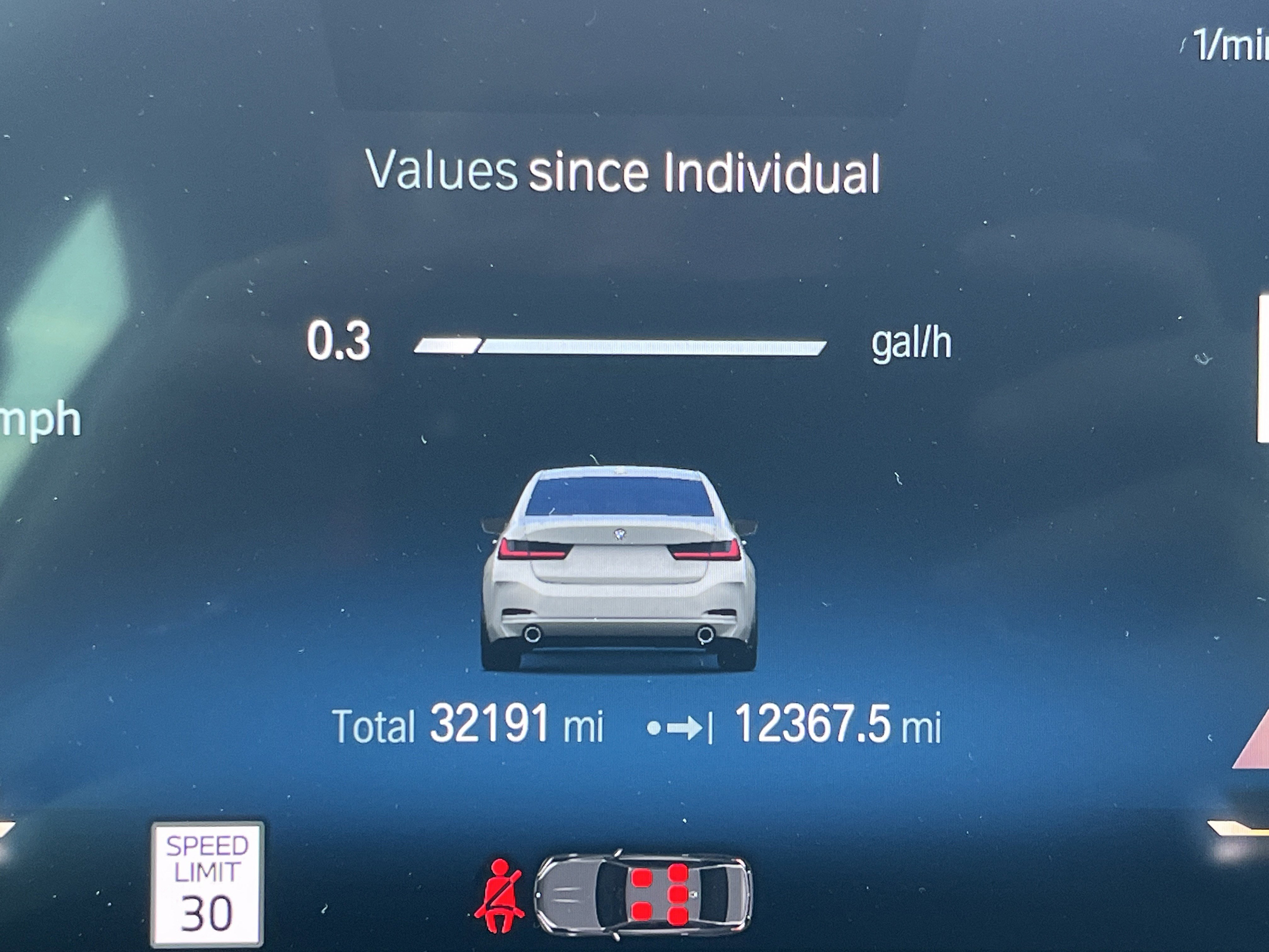 Used 2023 BMW 330i Sedan w/ Premium Package image 13