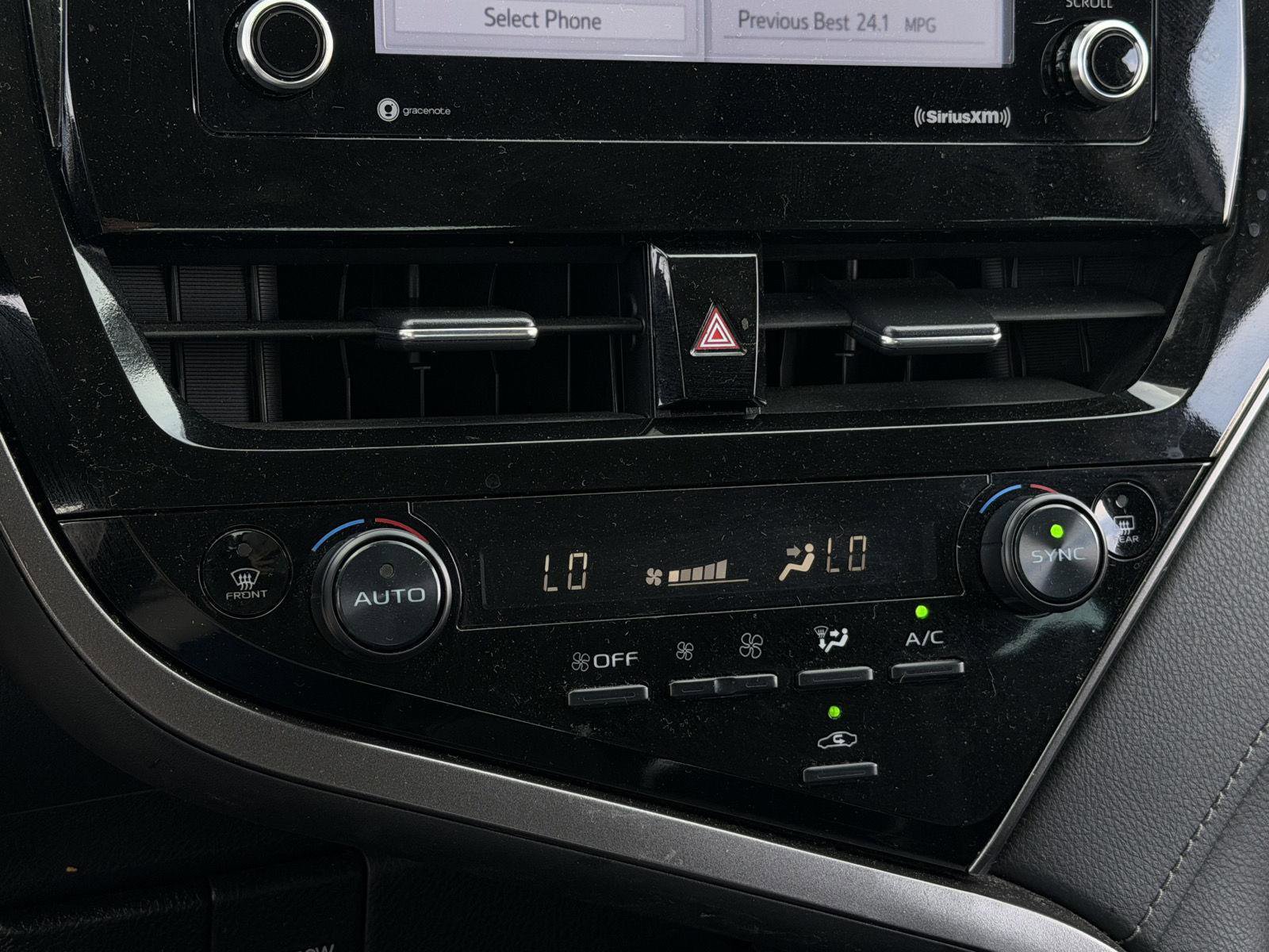 Used 2024 Toyota Camry LE FWD image 13