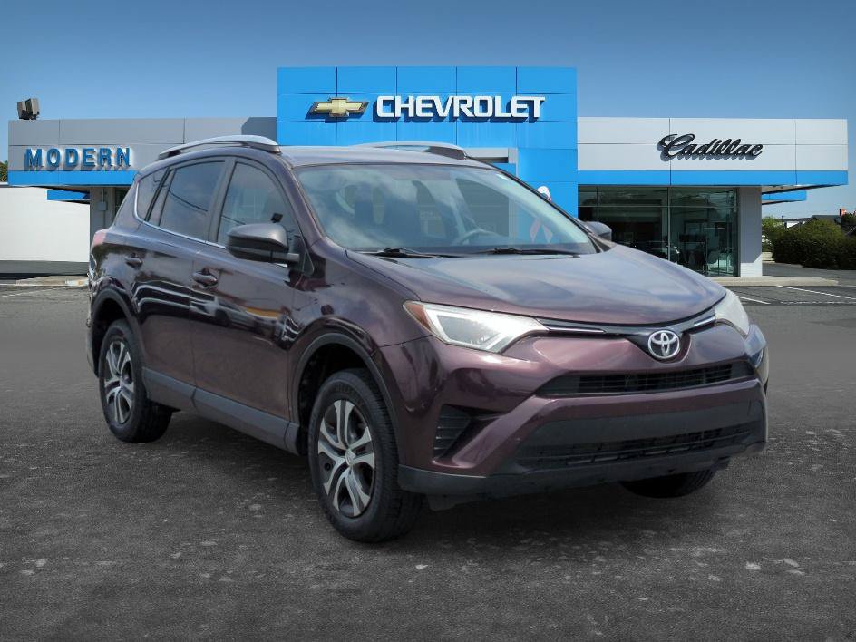 Used 2016 Toyota RAV4 LE FWD image 7