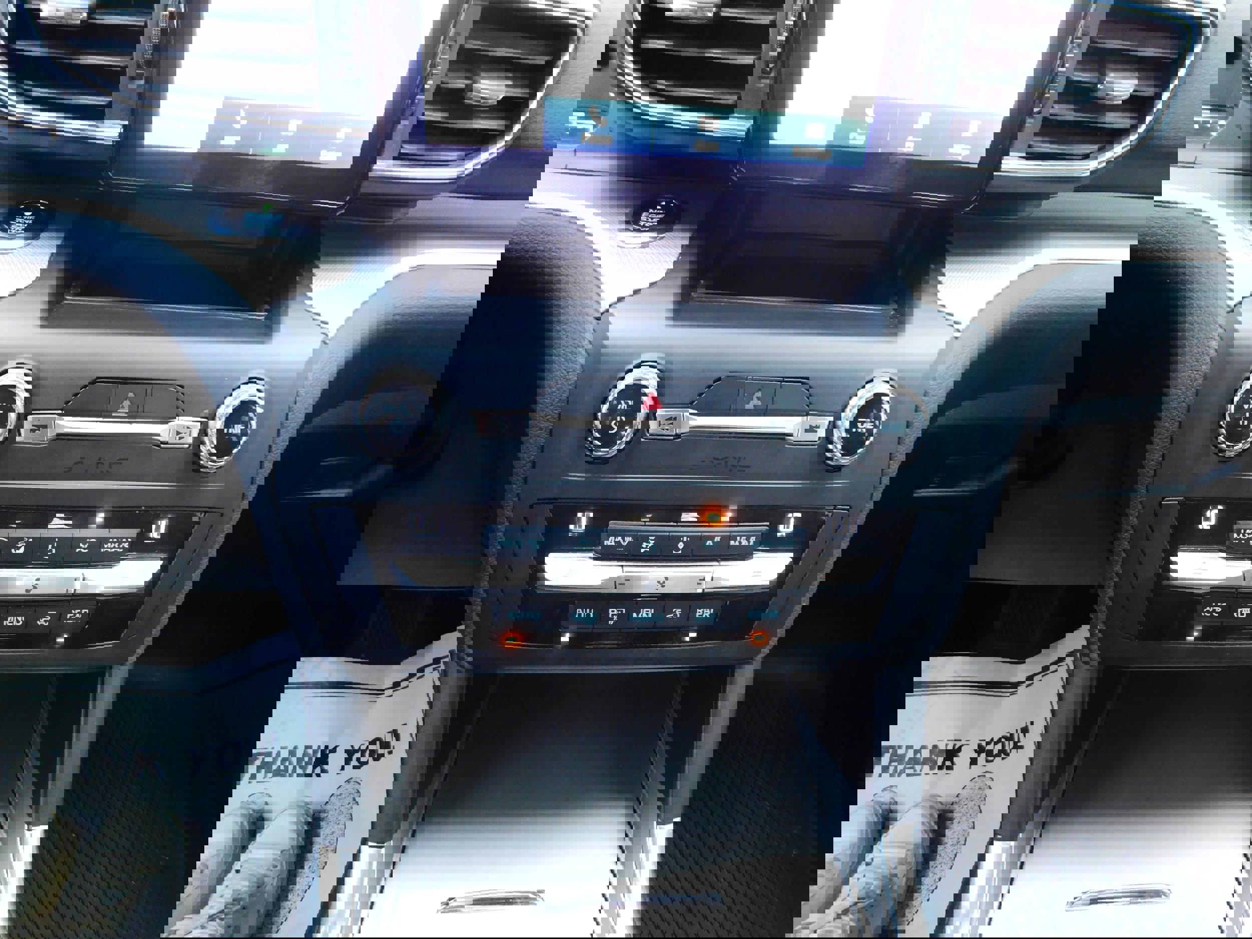 Used 2020 Ford Explorer XLT w/ Equipment Group 202A image 18