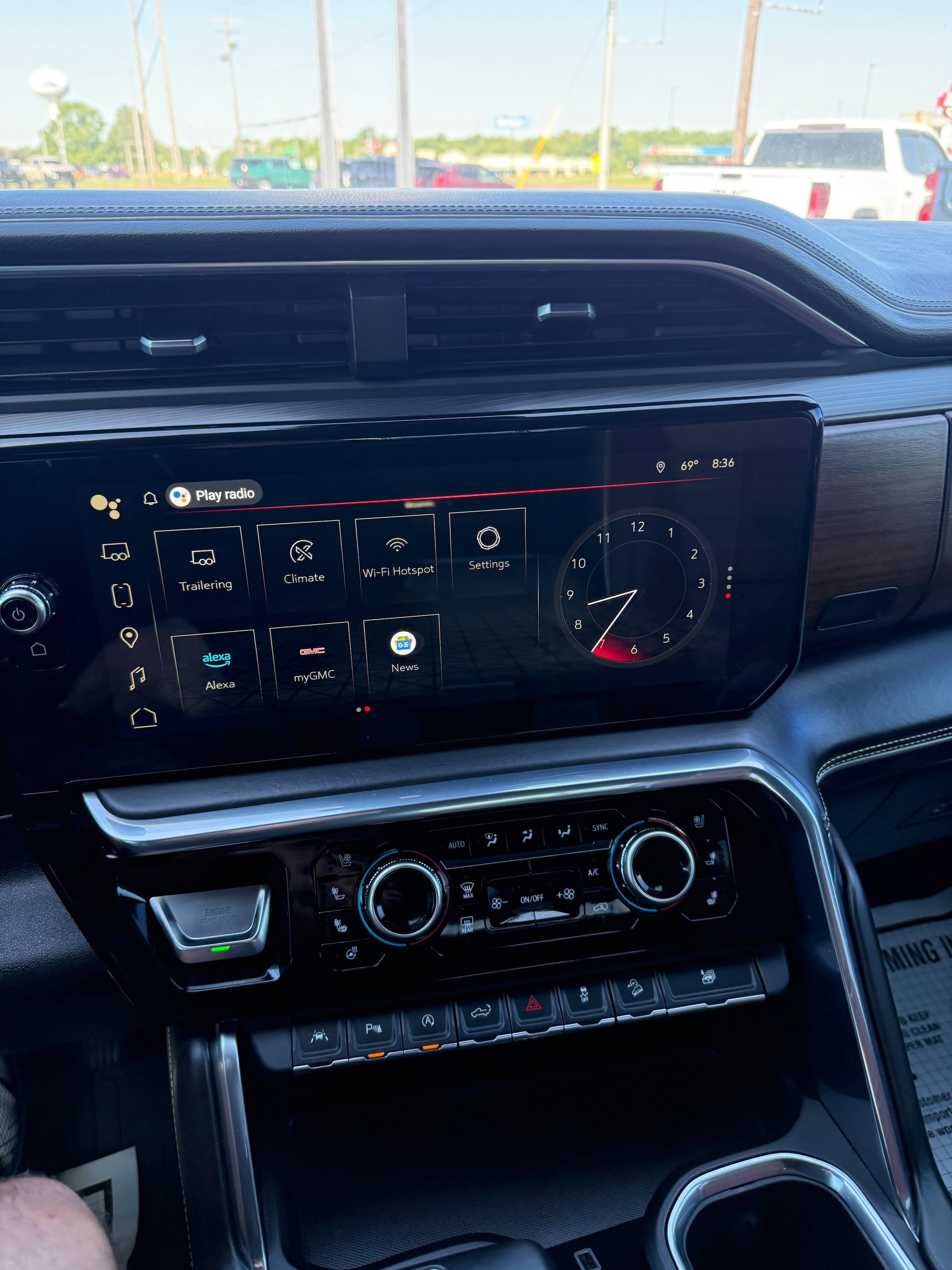 Used 2024 GMC Sierra 1500 Denali Ultimate AWD/4WD image 18