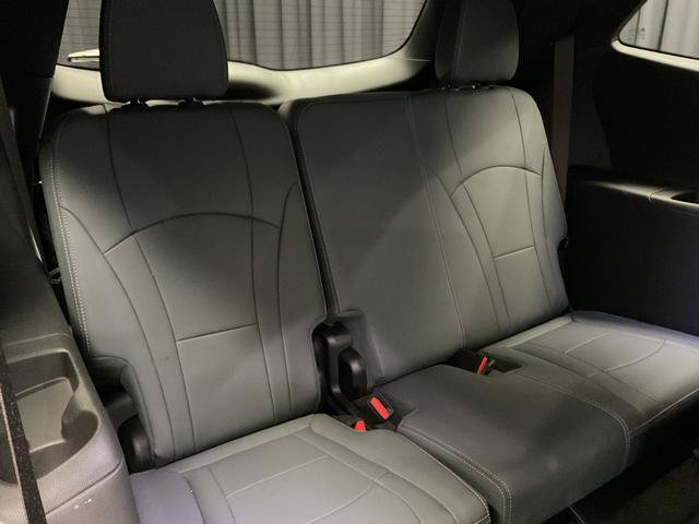 Used 2024 Buick Enclave Essence w/ Experience Buick Package FWD image 17