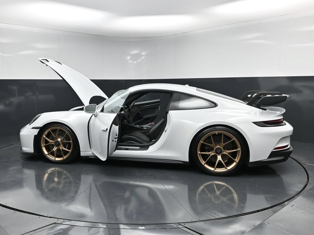 Certified 2022 Porsche 911 GT3 RWD image 31
