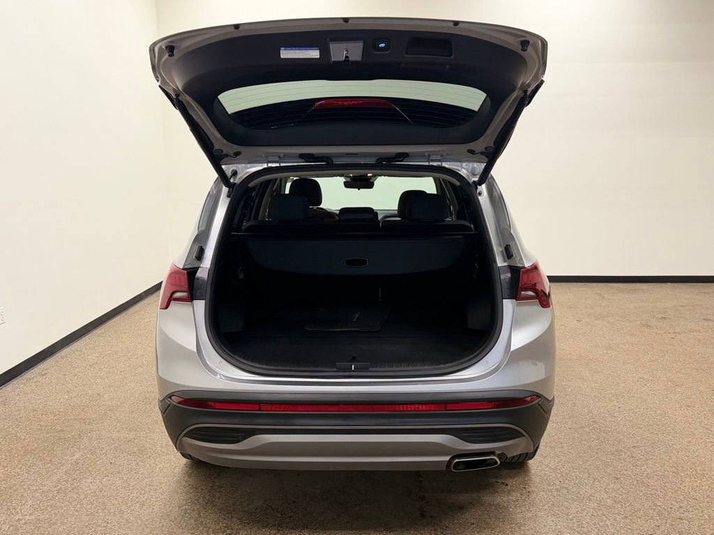 Used 2023 Hyundai Santa Fe SEL image 5