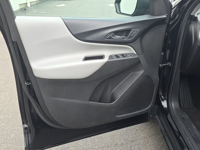 Used 2019 Chevrolet Equinox LS image 18